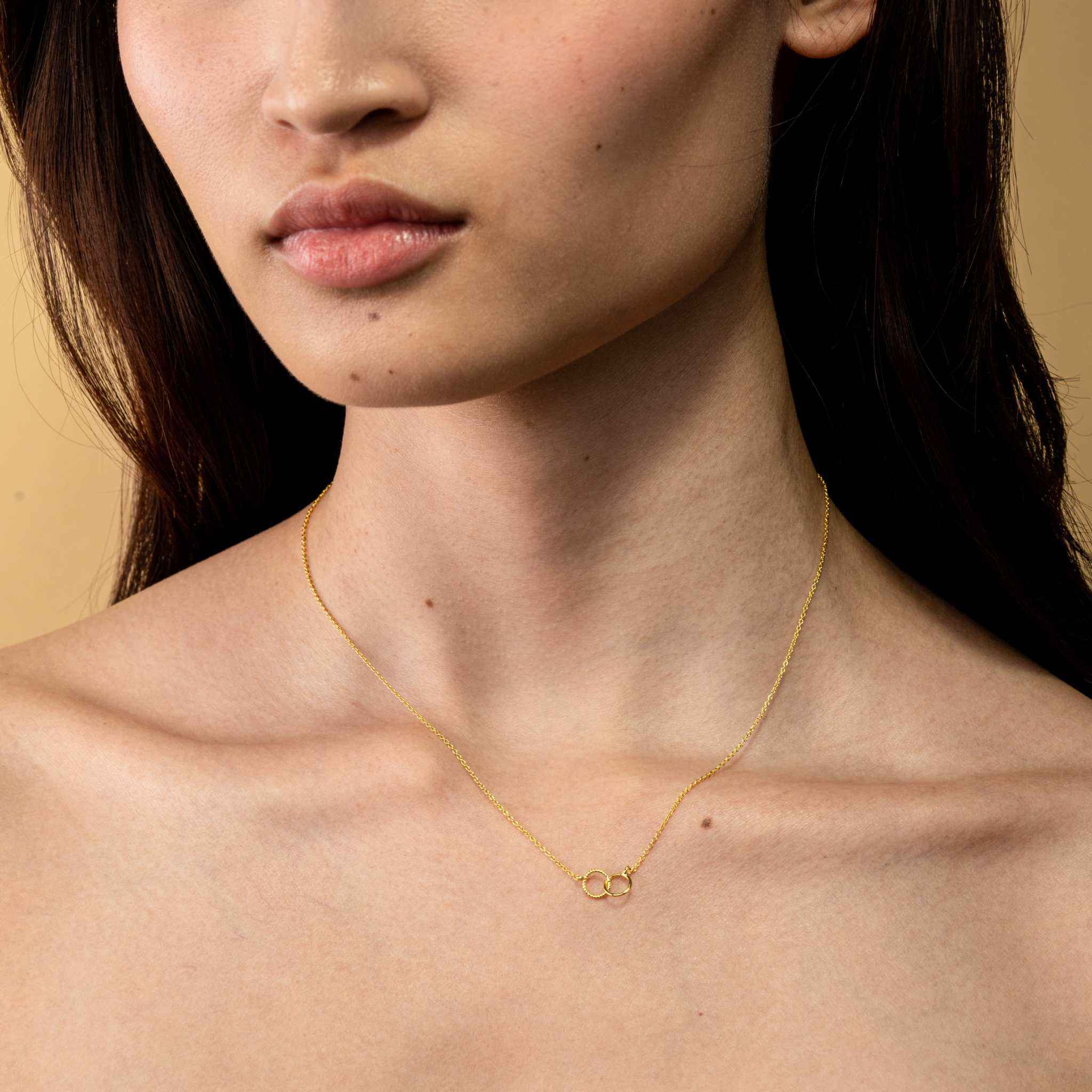 Interlocking Circle Necklace - DestGlow