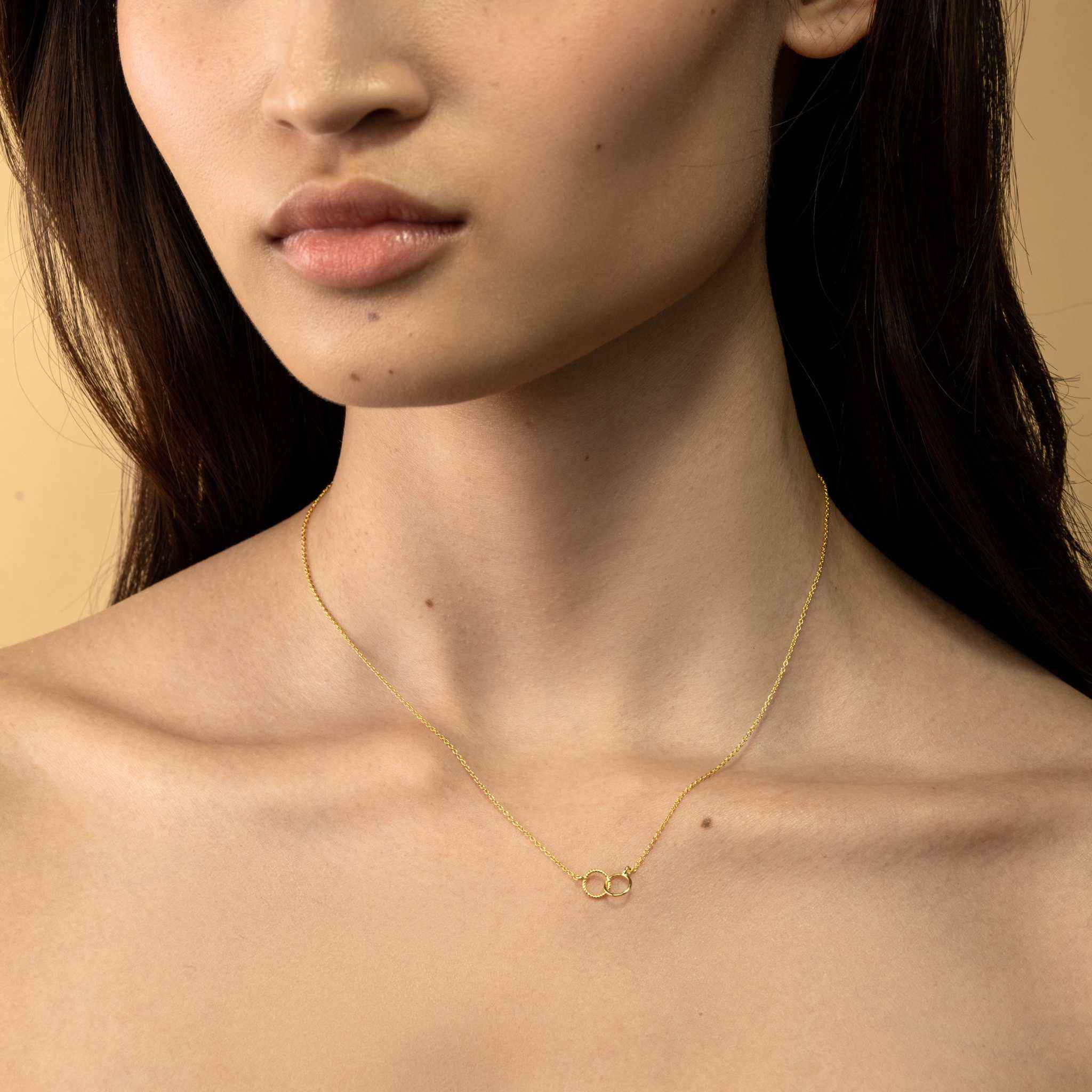 Interlocking Circle Necklace - DestGlow