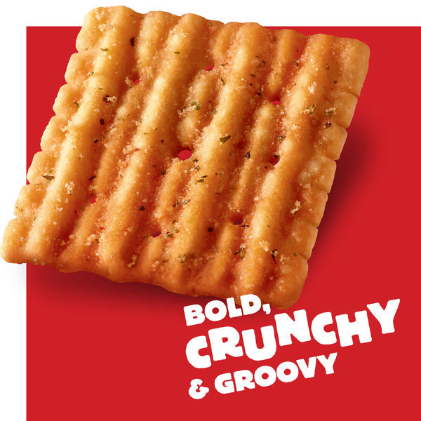 Cheez-It Grooves Bold Cheddar Cheese Crackers, Crunchy Snack Crackers, 9 oz