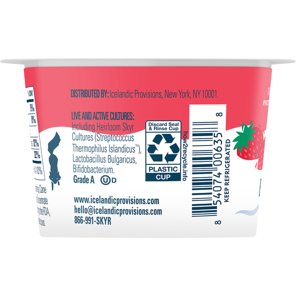 Icelandic Provisions Yogurt, Strawberries & Cream, Whole Milk, Extra Creamy Skyr