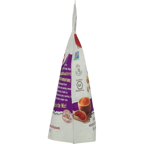 Majans Bhuja Nut Mix