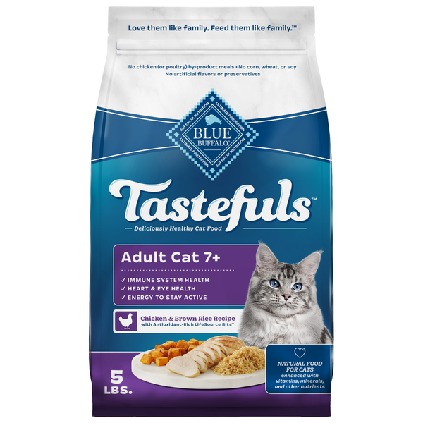 Blue Buffalo Tastefuls Natural Dry Food for Adult Cats 7+, Chicken & Brown Rice