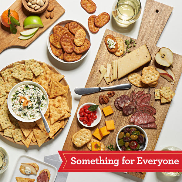 Town House Pita Mediterranean Herb Oven Baked Crackers, Salty Snacks, 9.5 oz