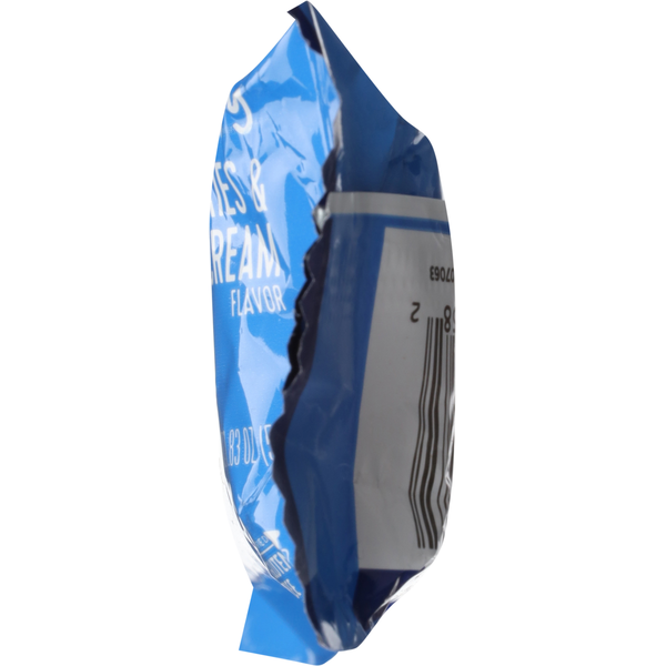 Quest Cookies & Cream Flavor Hero Protein Bar