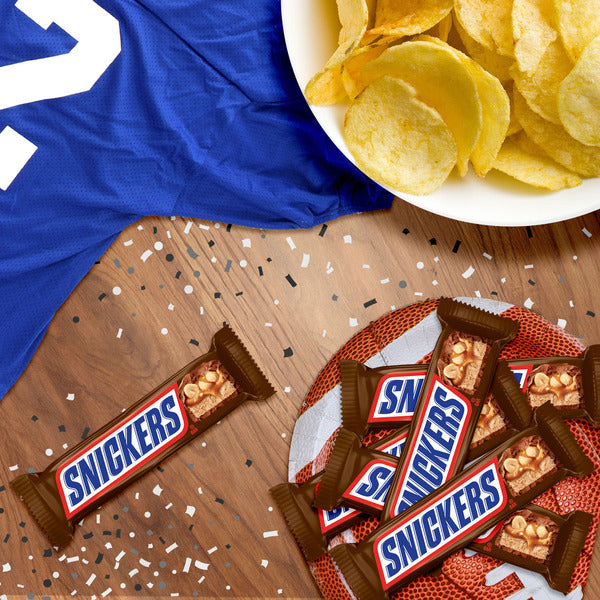 SNICKERS Full Size Chocolate Candy Bars