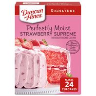 Duncan Hines Signature Perfectly Moist Strawberry ...
️