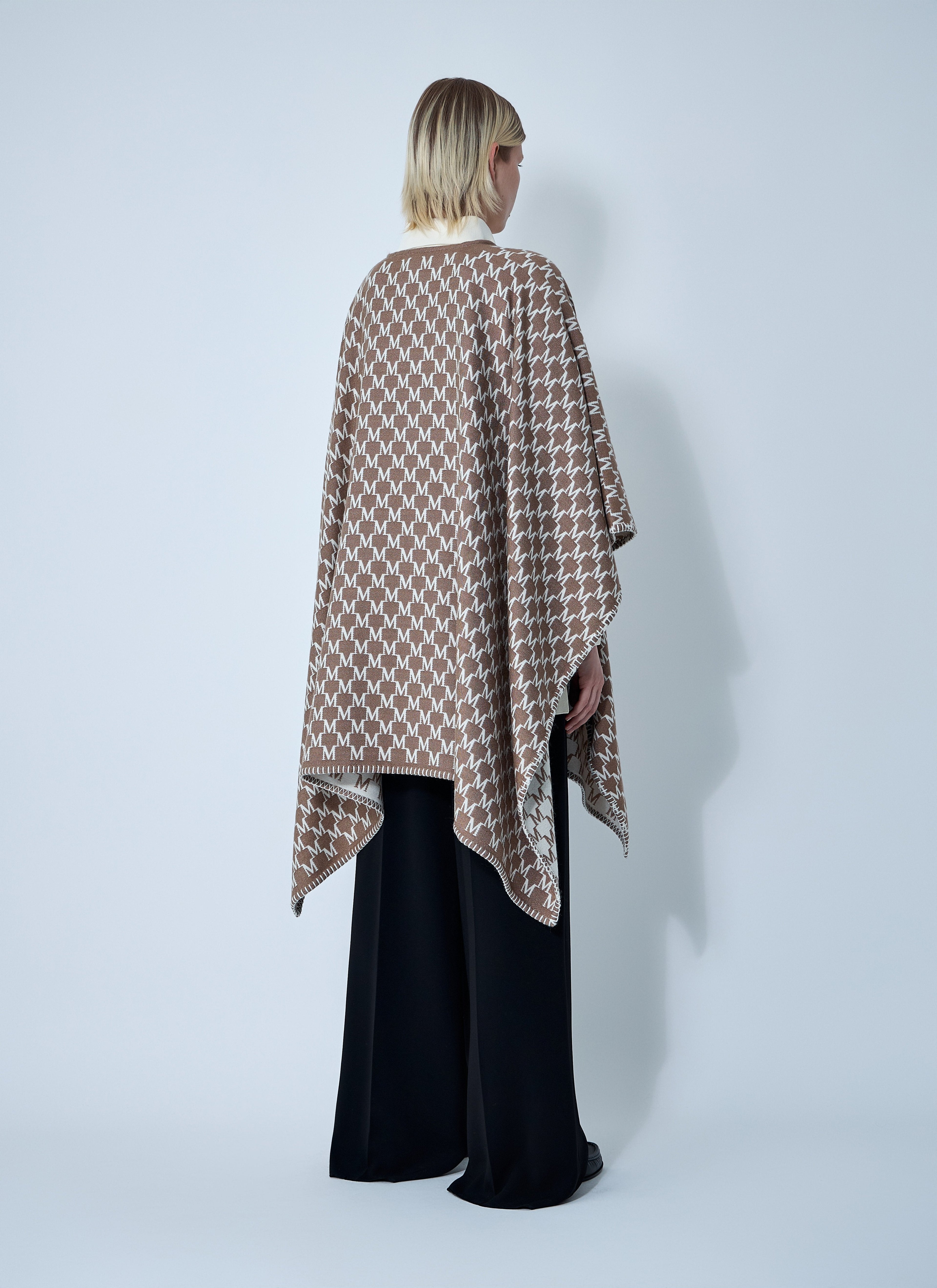 Max Mara Women Wool-Blend Scarf by Luosophy