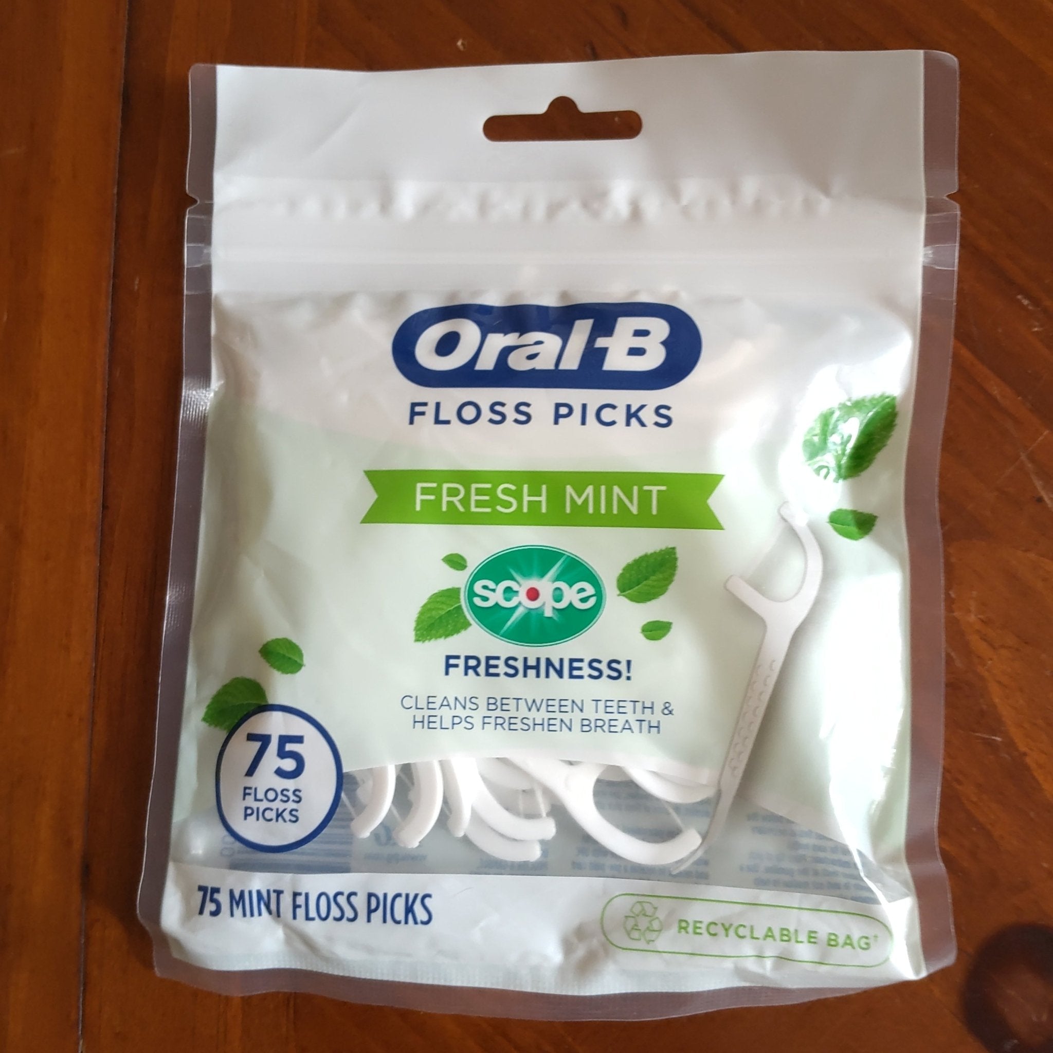 Oral-B Dental Floss Picks, Scope Mint – 75 ct