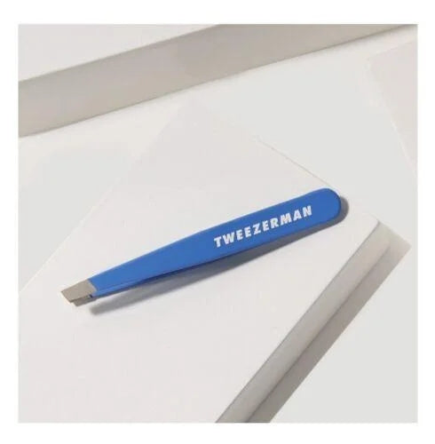 Tweezerman Bahama Blue Mini Slant Tweezer