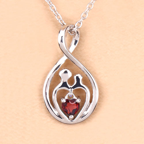 0.14 Carat Genuine Garnet .925 Sterling Silver Pendant by Bids.com