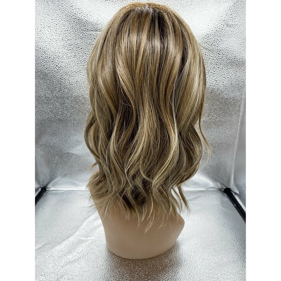 Raquel Welch Simmer Elite Wig