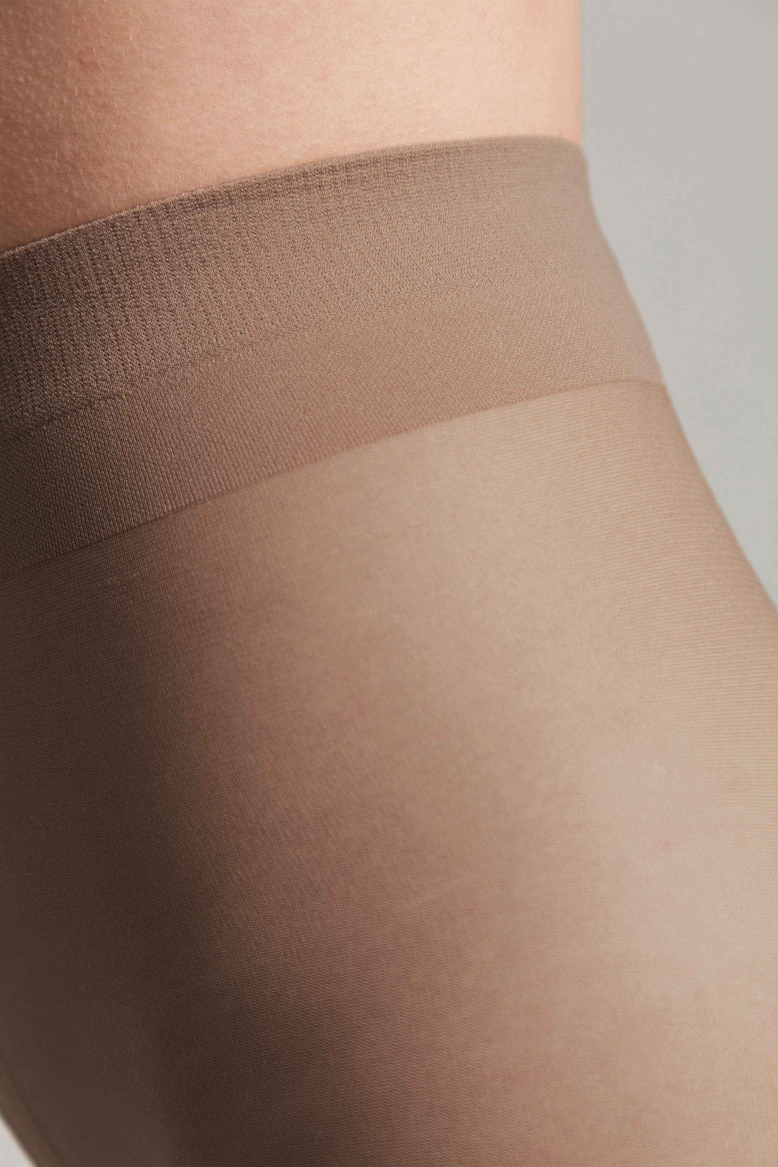 Tights Conte Tango 40 Den - Sheer to Waist Satin Shine