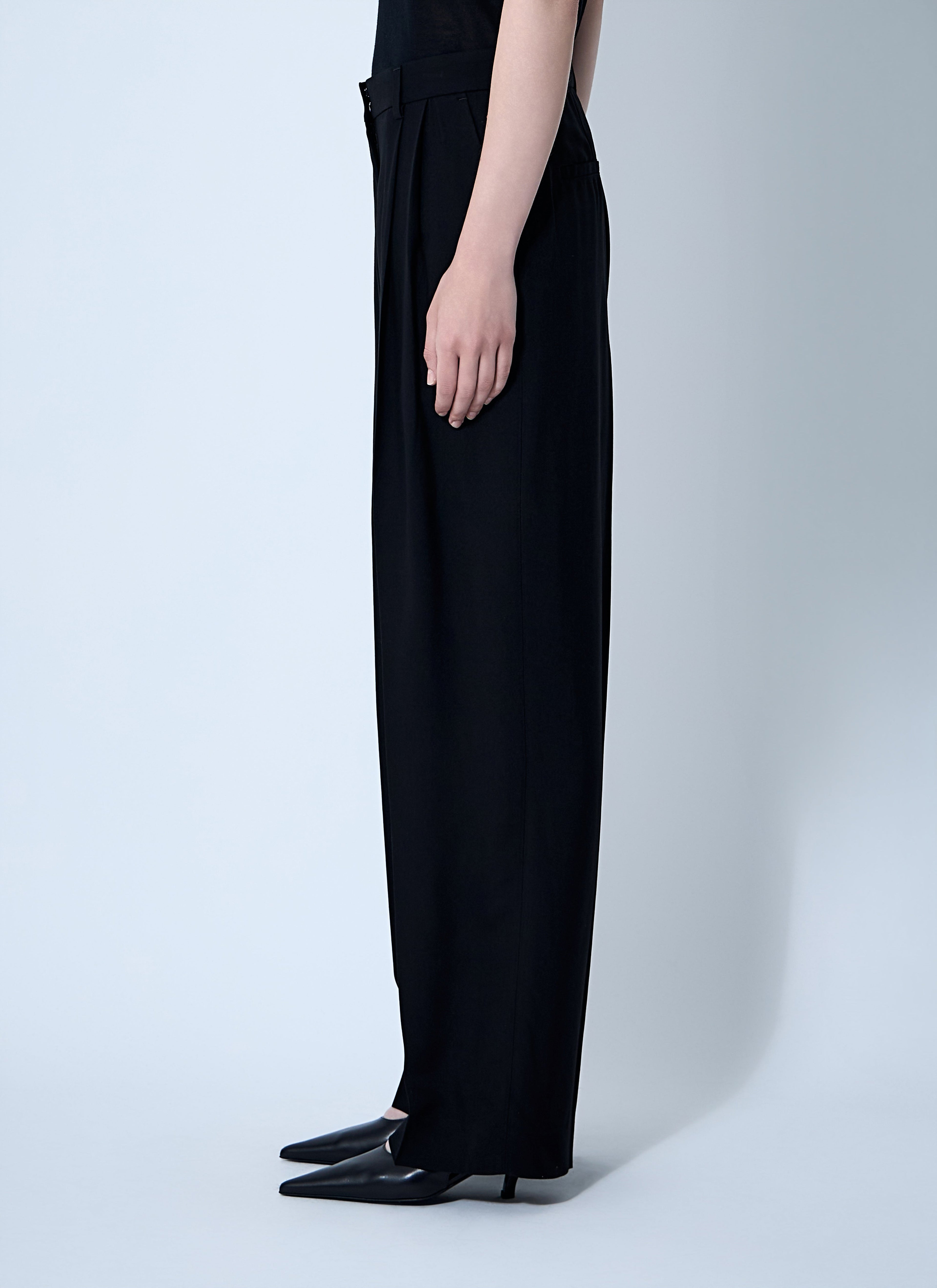 Toteme Women Double-Pleat Fluid Pants - DestGlow