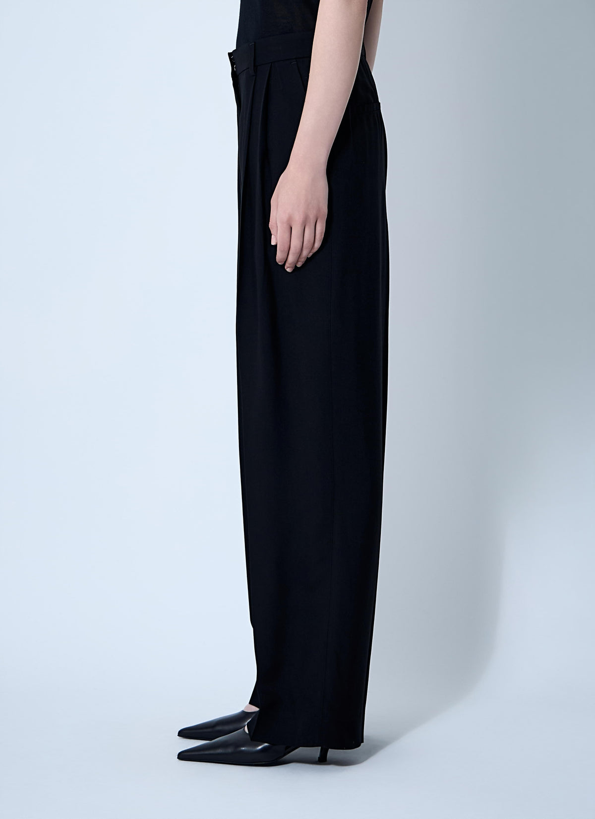 Toteme women double-pleat fluid pants