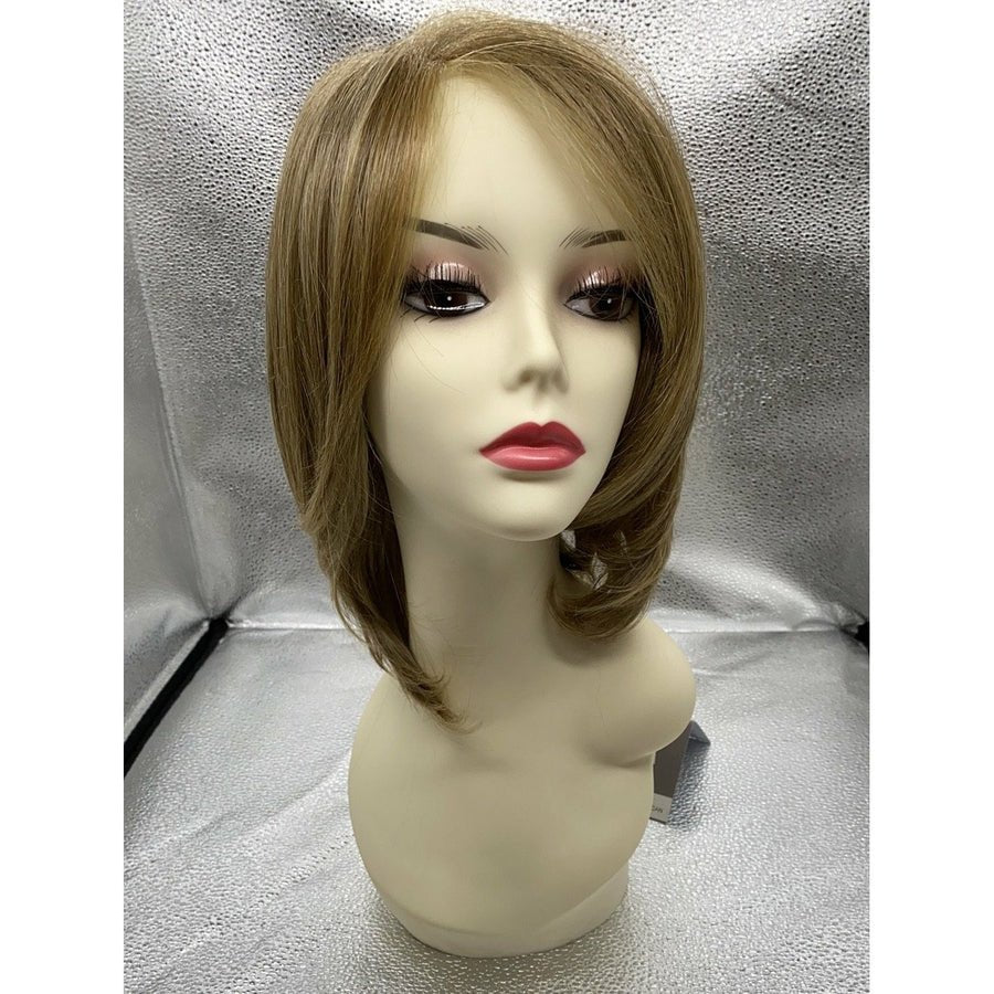 Raquel Welch Upstage Wig