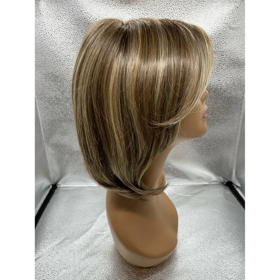 Raquel Welch Upstage Wig