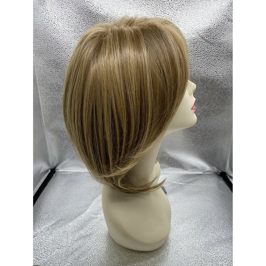 Raquel Welch Upstage Wig
