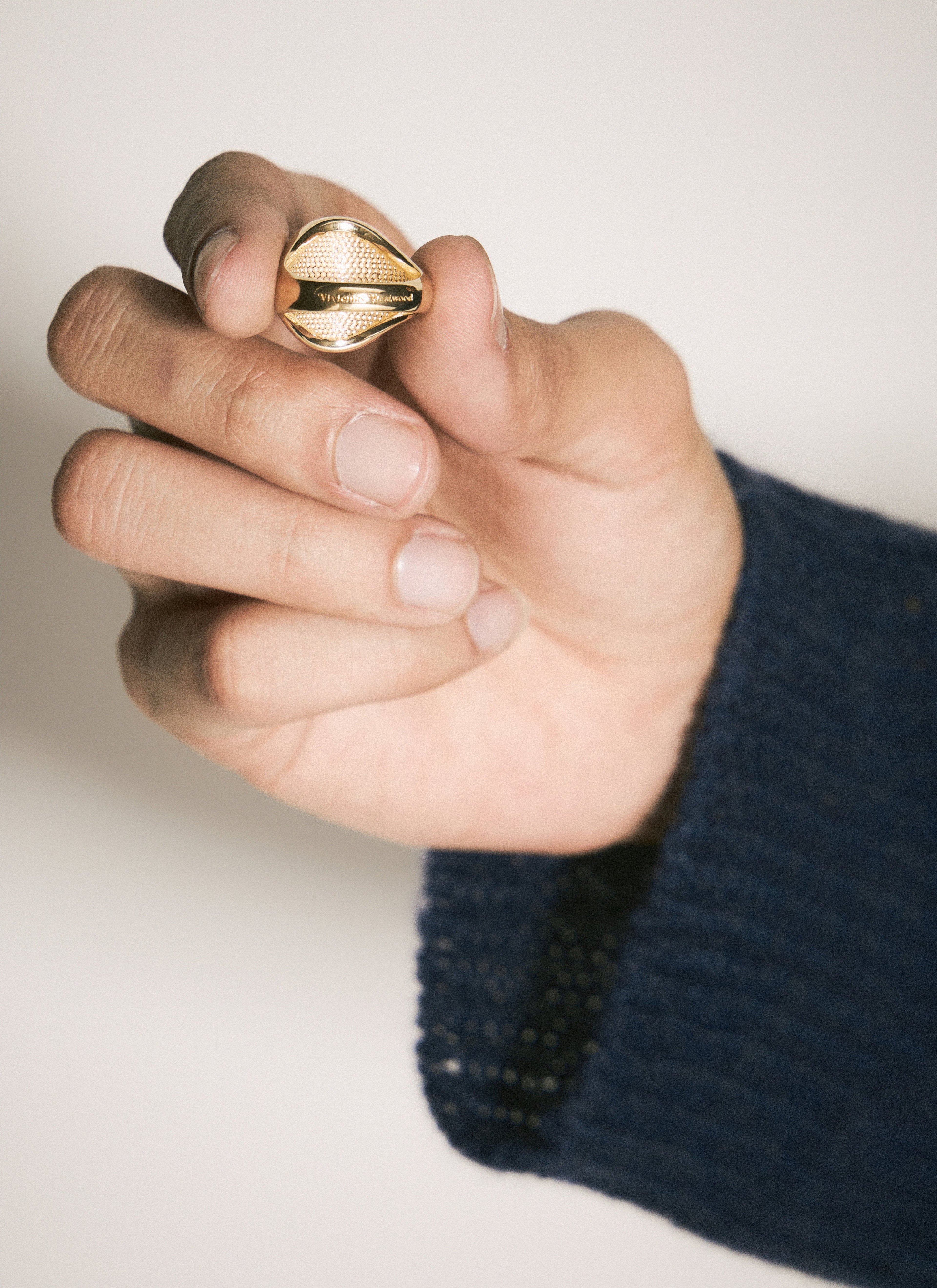 Vivienne Westwood Men Seal Ring by Luosophy