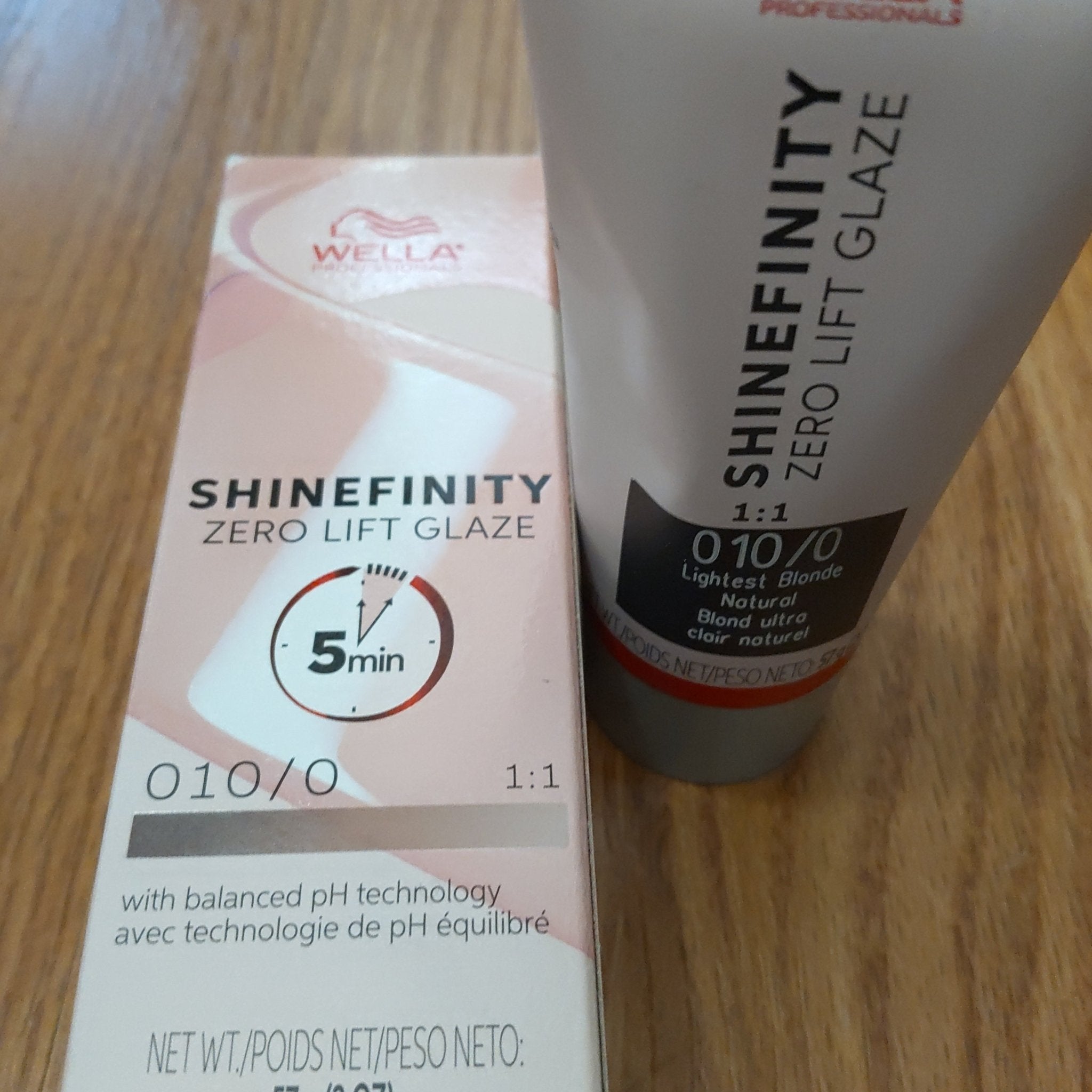 Wella Shinefinity Zero Lift Glaze 04/0, 2 oz