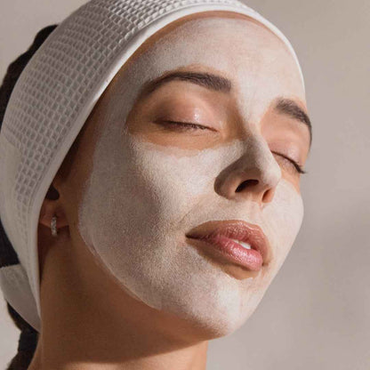 Golden Harmony Cleansing Mask