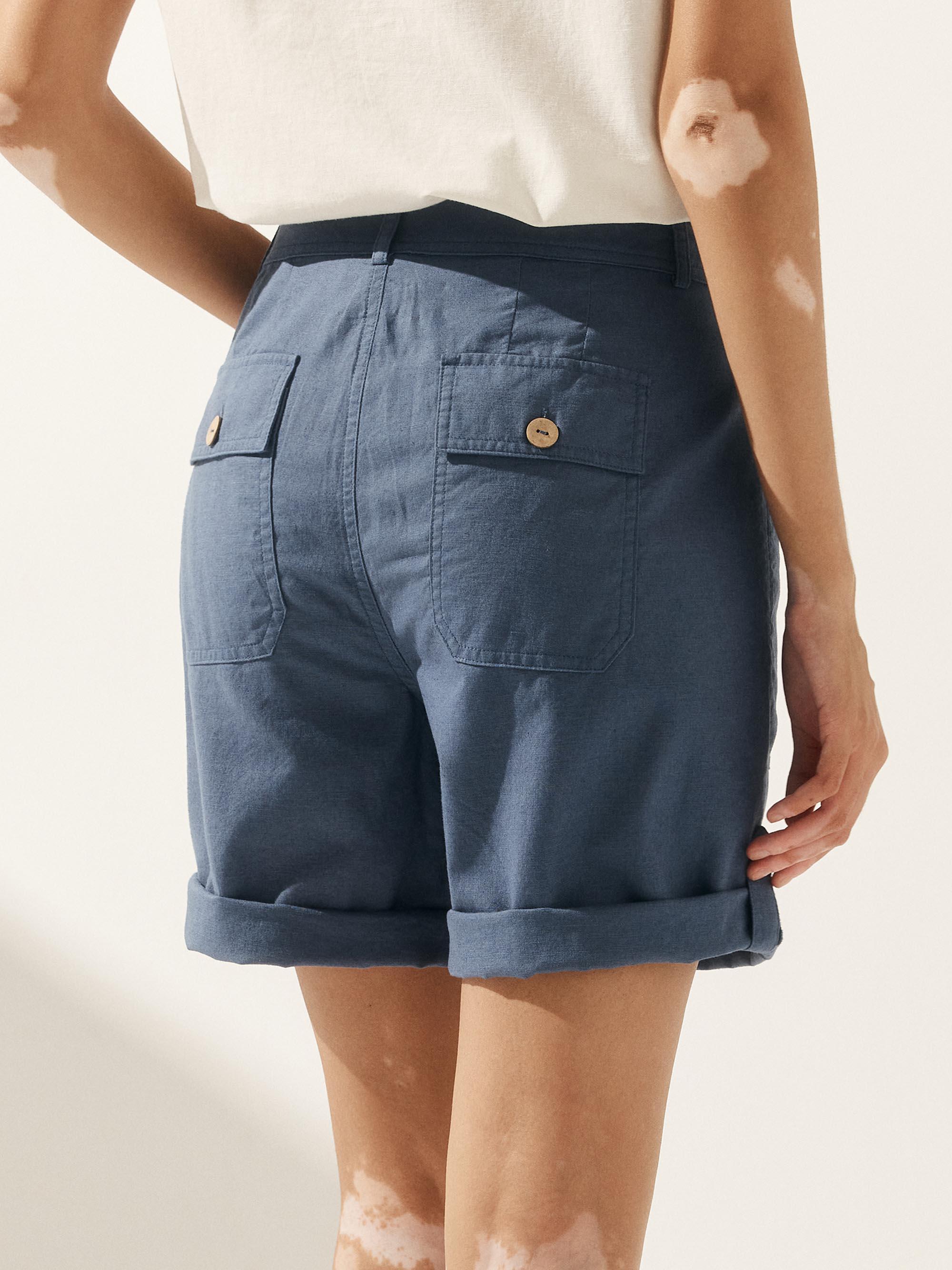 Linen Button-Fly Quarter Shorts LUCY by LINTICO