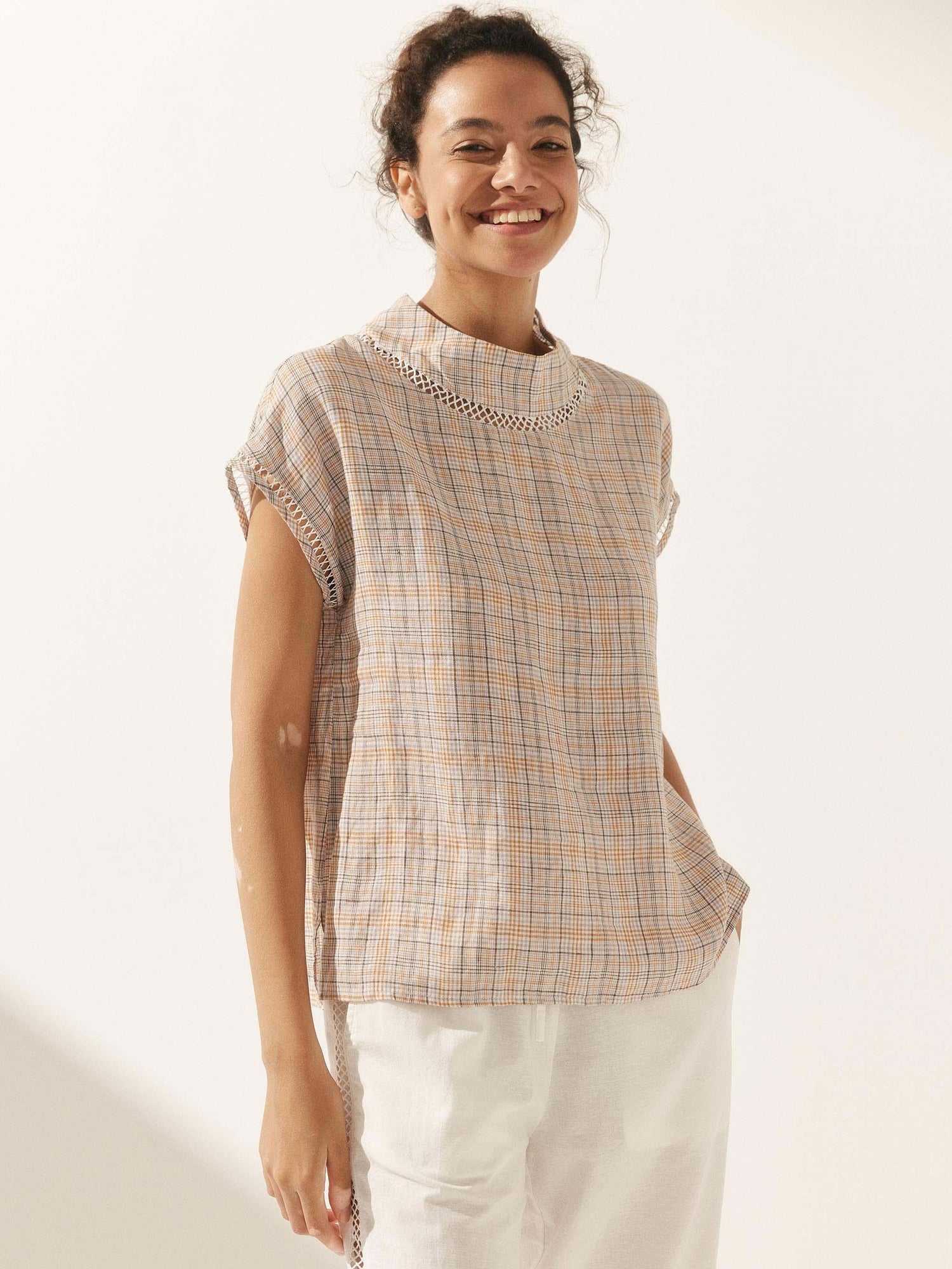Linen Cutout Turtleneck Top QUINN by LINTICO