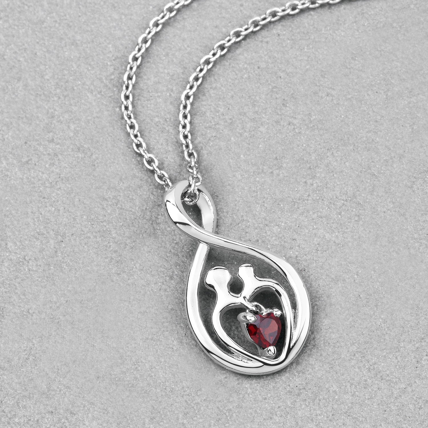 0.14 Carat Genuine Garnet .925 Sterling Silver Pendant by Bids.com