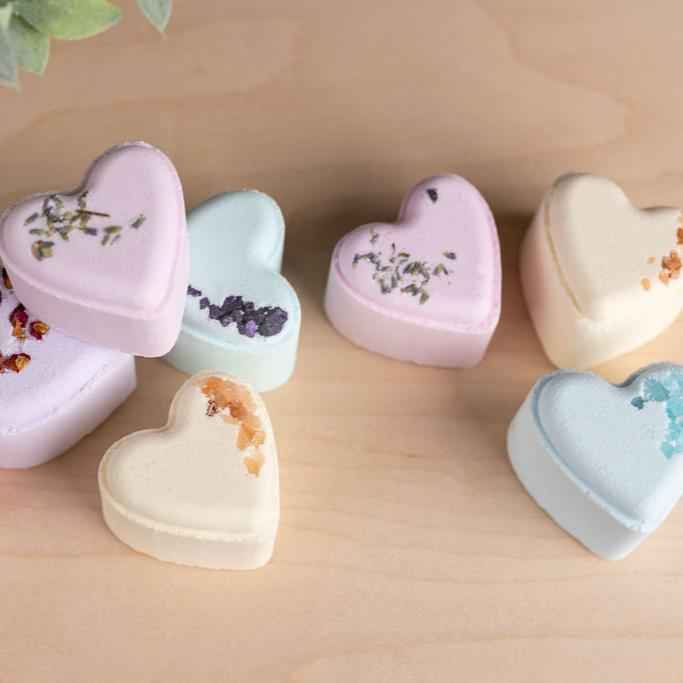 CBD - 8 Bath bombs set -  perfect for a relaxing Mother&