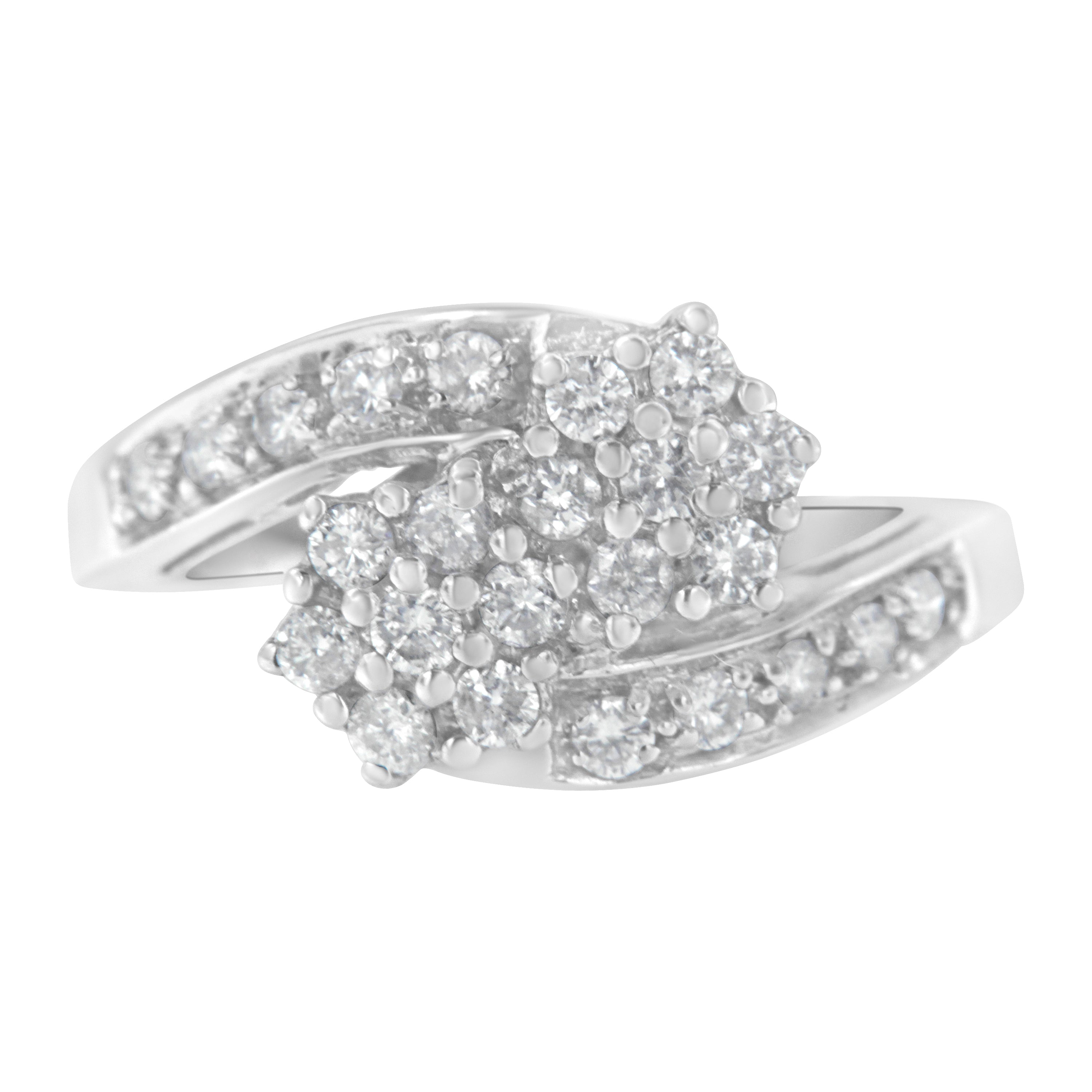 14KT White Gold Diamond Cluster Ring Band (7/8 cttw, H-I Color, I1-I2 Clarity) by Bids.com