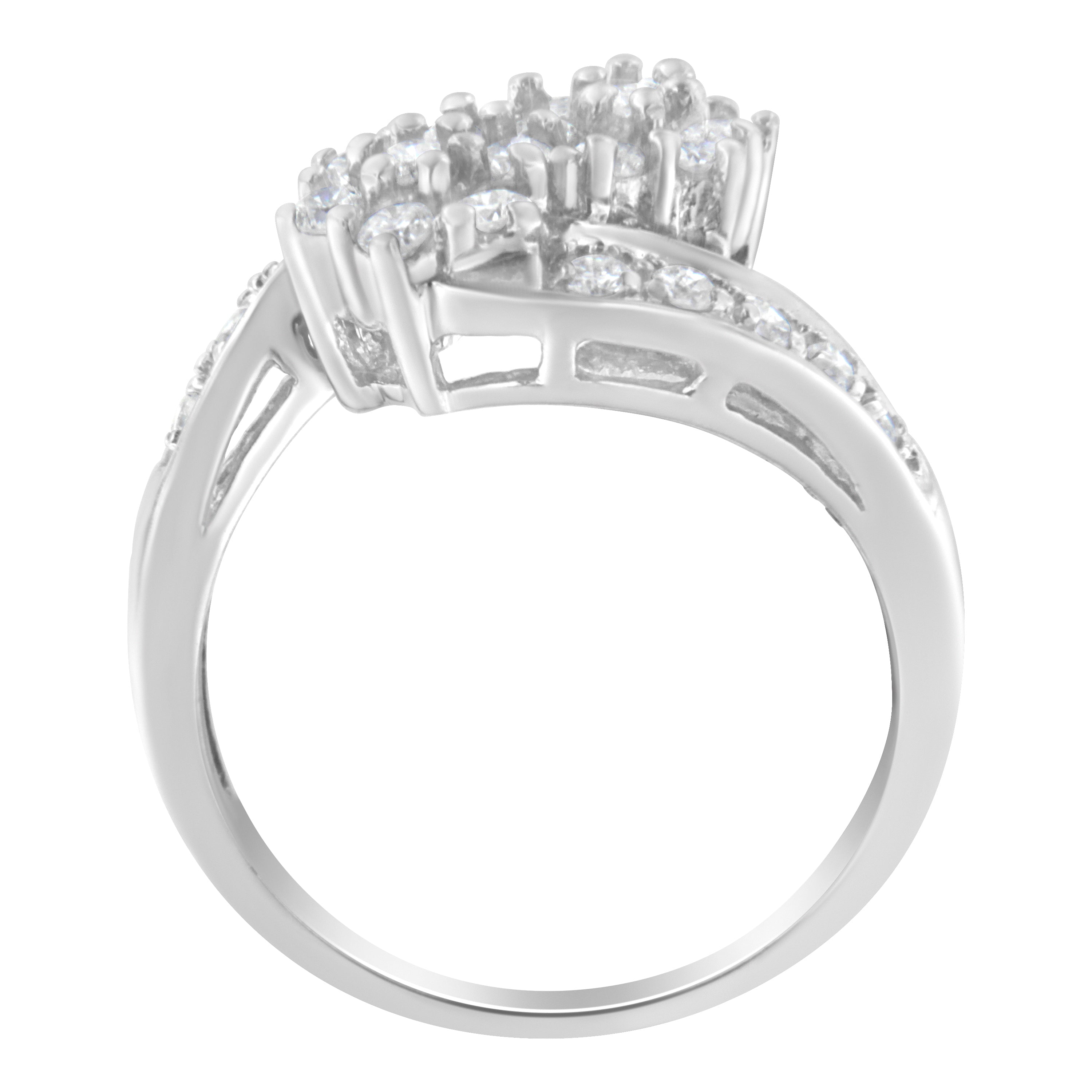 14KT White Gold Diamond Cluster Ring Band (7/8 cttw, H-I Color, I1-I2 Clarity) by Bids.com