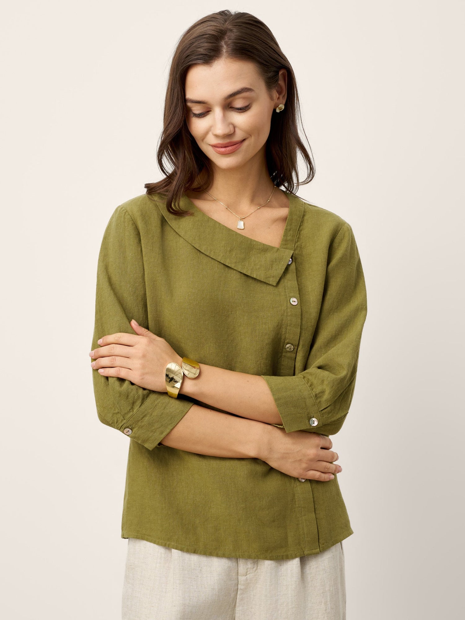 100% Linen Crescent Neck Button Detail 3/4 Sleeve Top ADALYN by LINTICO