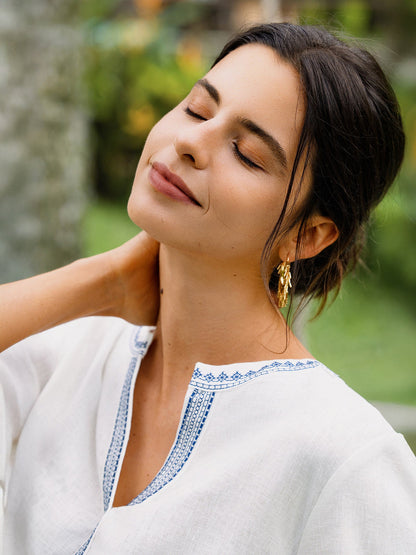 100% Linen Embroidered V-Neck Midi Dress with Belt FELLIS by LINTICO