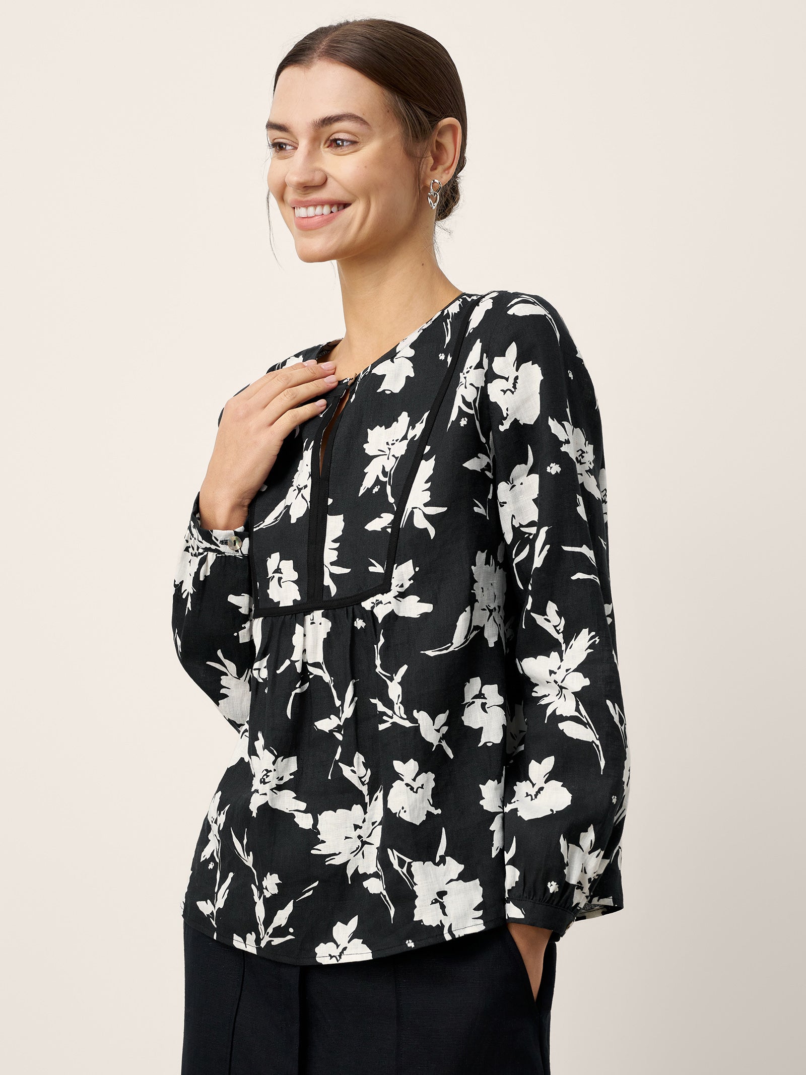 100% Linen Floral Printed Gathered Pullover Top AMIYA by LINTICO