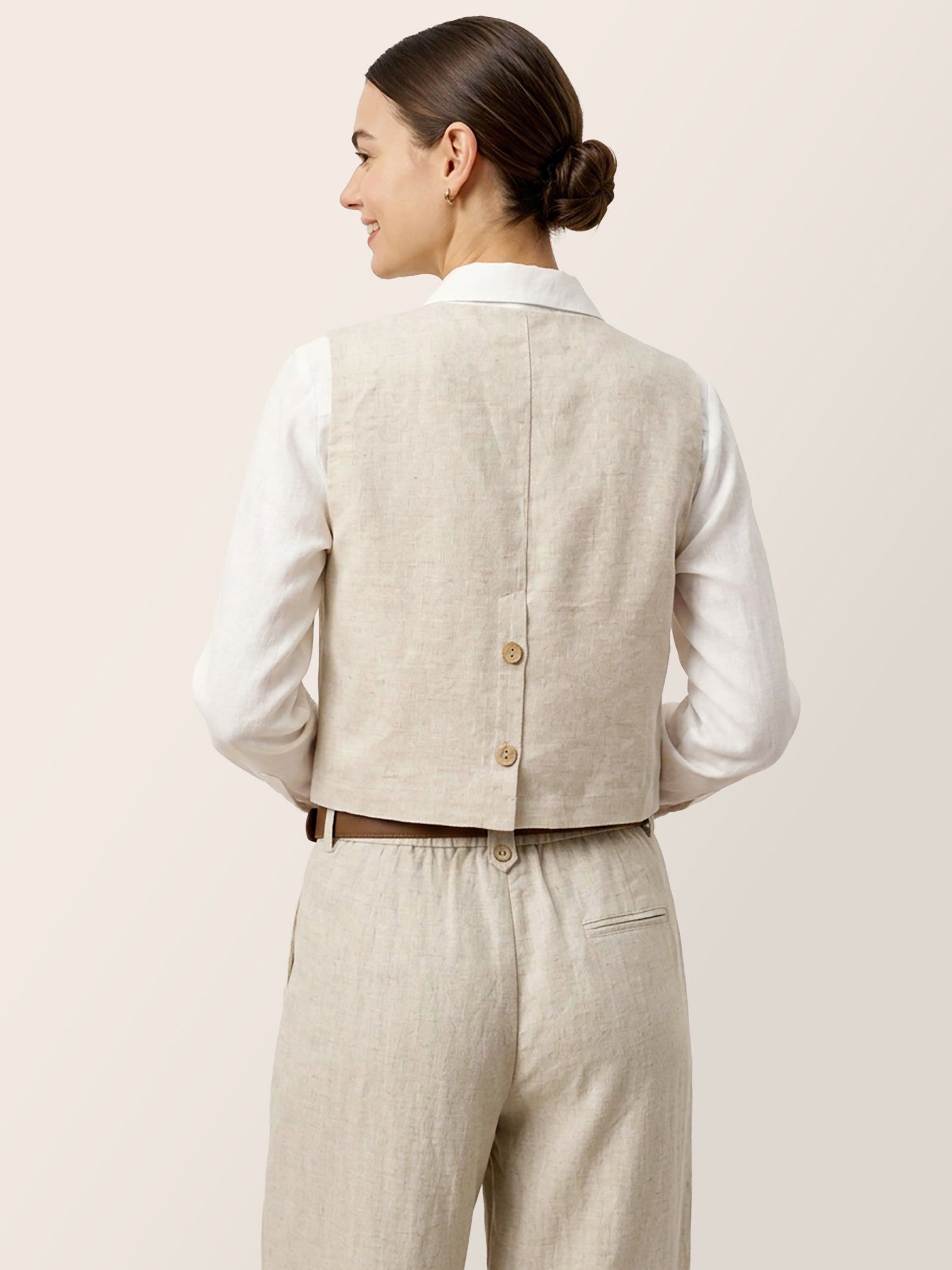 100% Linen V-Neck Buttoned Closure Vest DELIA by LINTICO