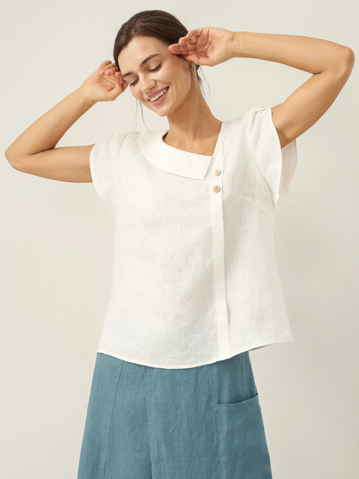 100% Linen Crescent Collar Flutter Sleeve Top FARA by LINTICO