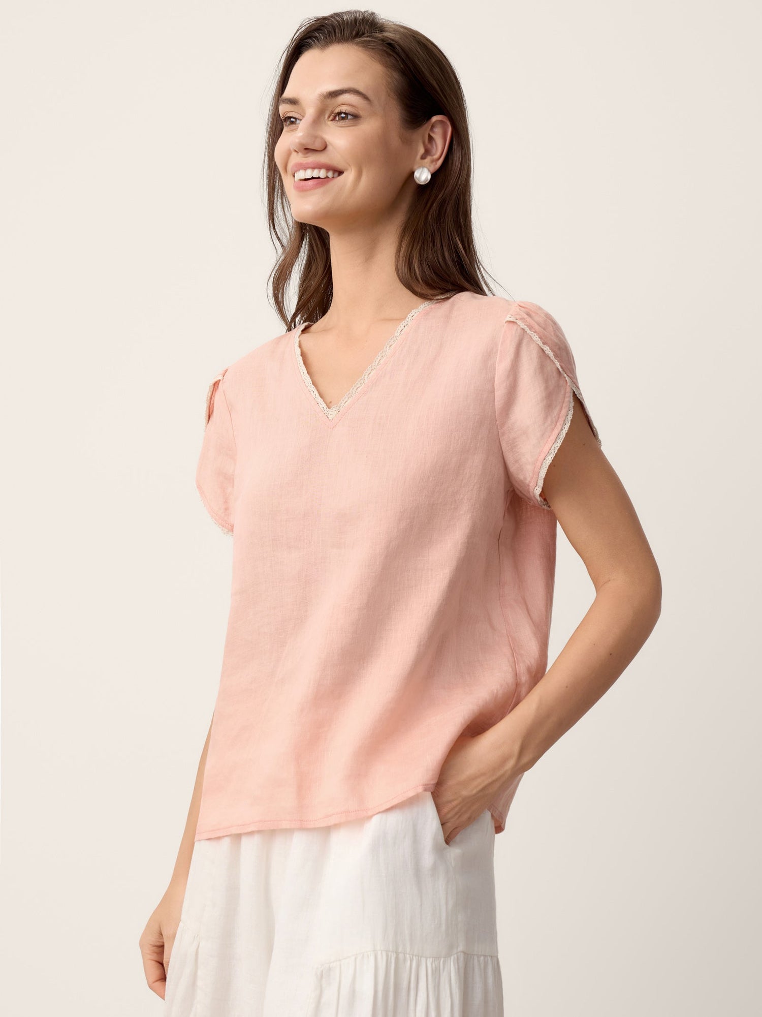 100% Linen Lace-Trim Puff-Sleeve Top NIA by LINTICO