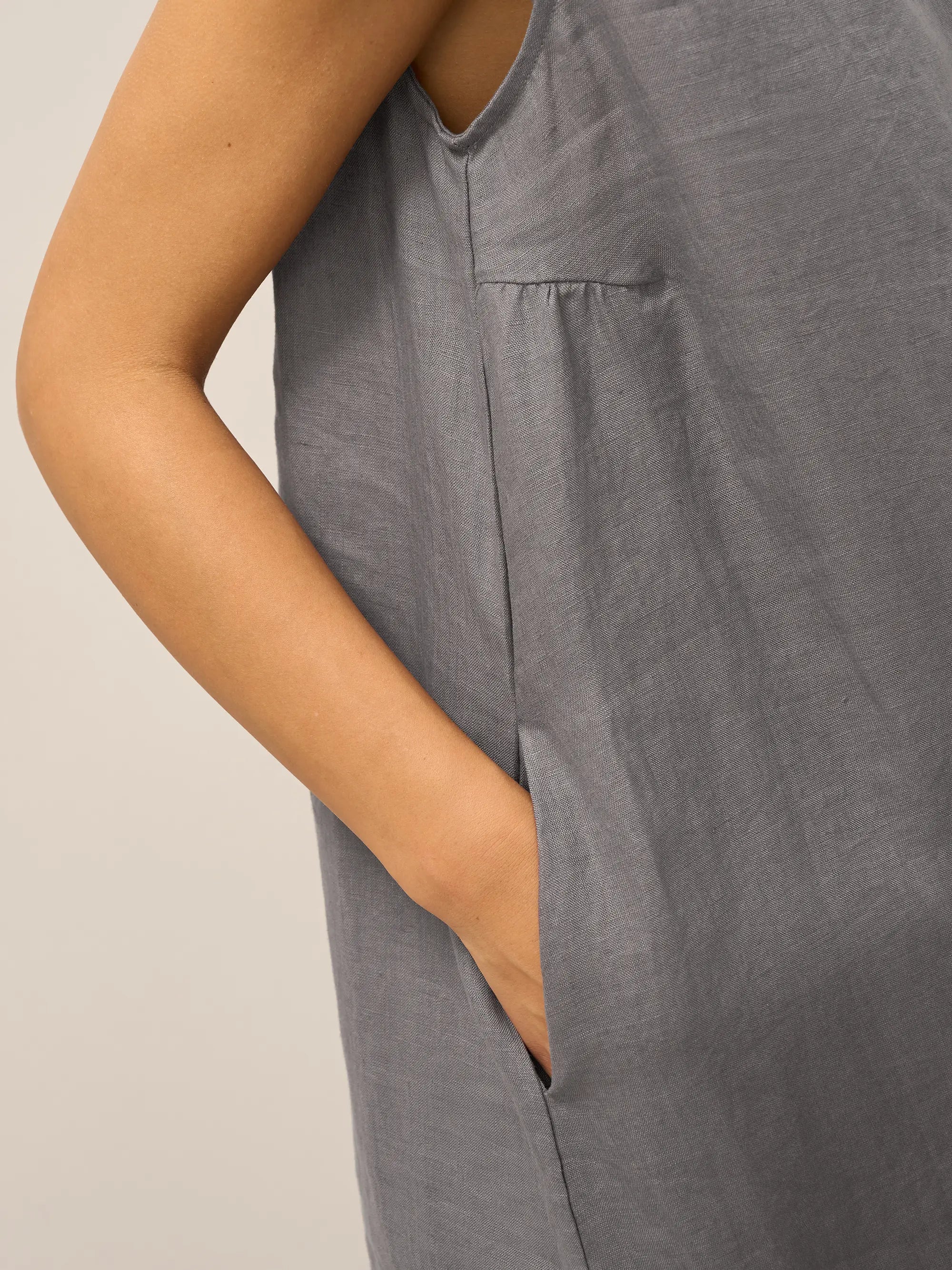 100% Linen Sleeveless Dress SIENNA by LINTICO