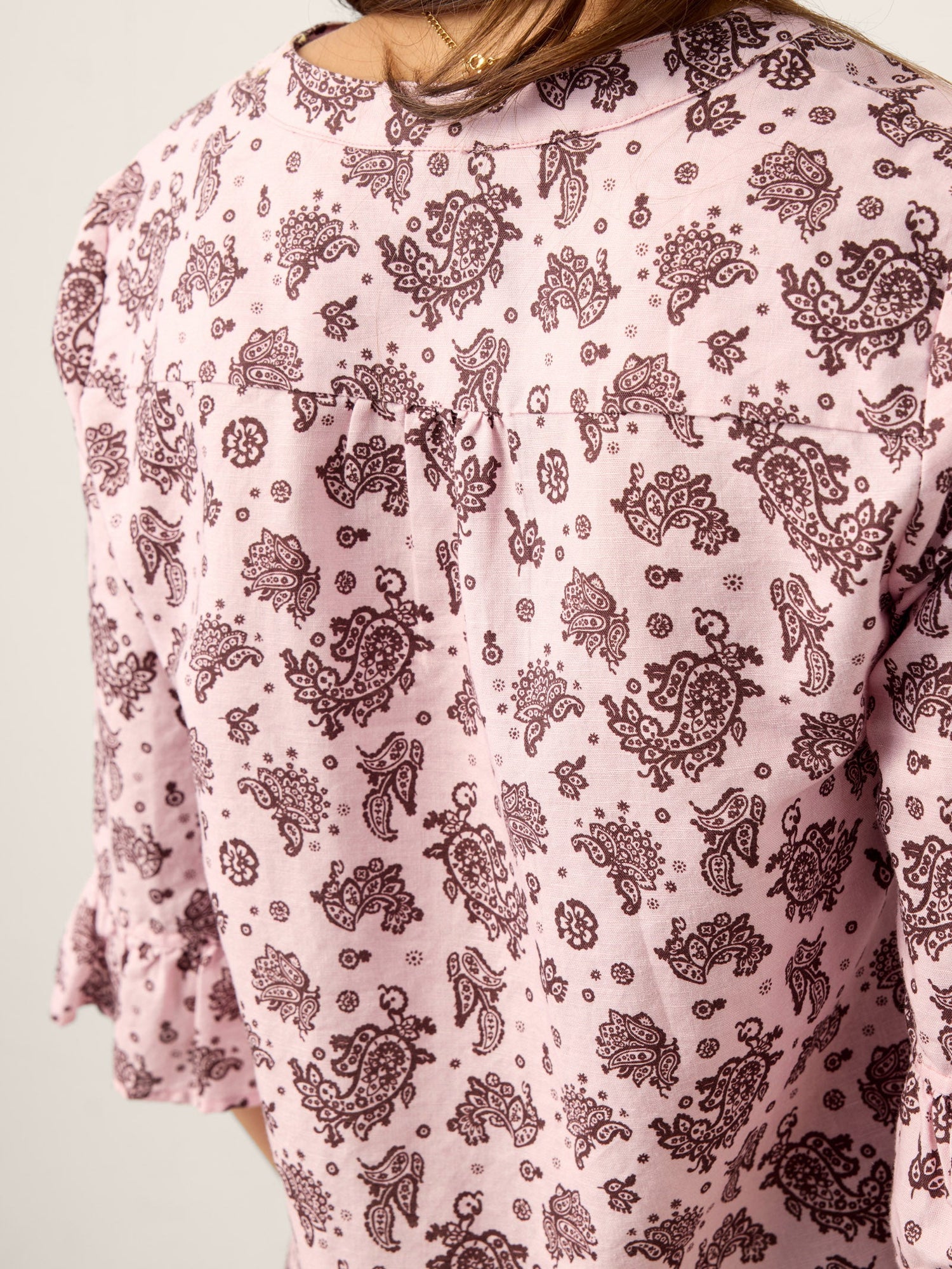 Linen Paisley Pintucked Ruffle-Cuff Curved Hem Blouse ILARIA by LINTICO