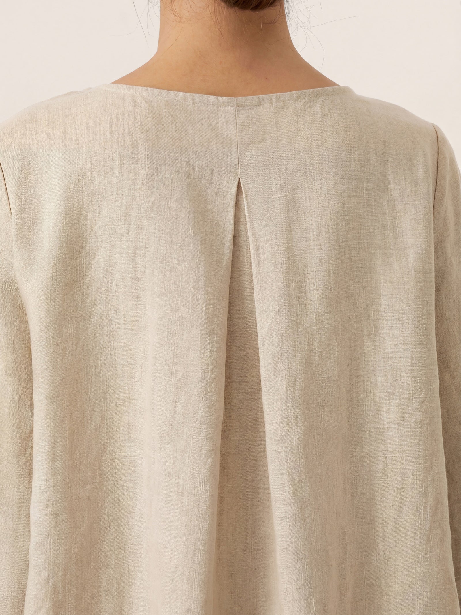 100% Linen Round Neck Asymmetrical Hem Top BRIANNA by LINTICO