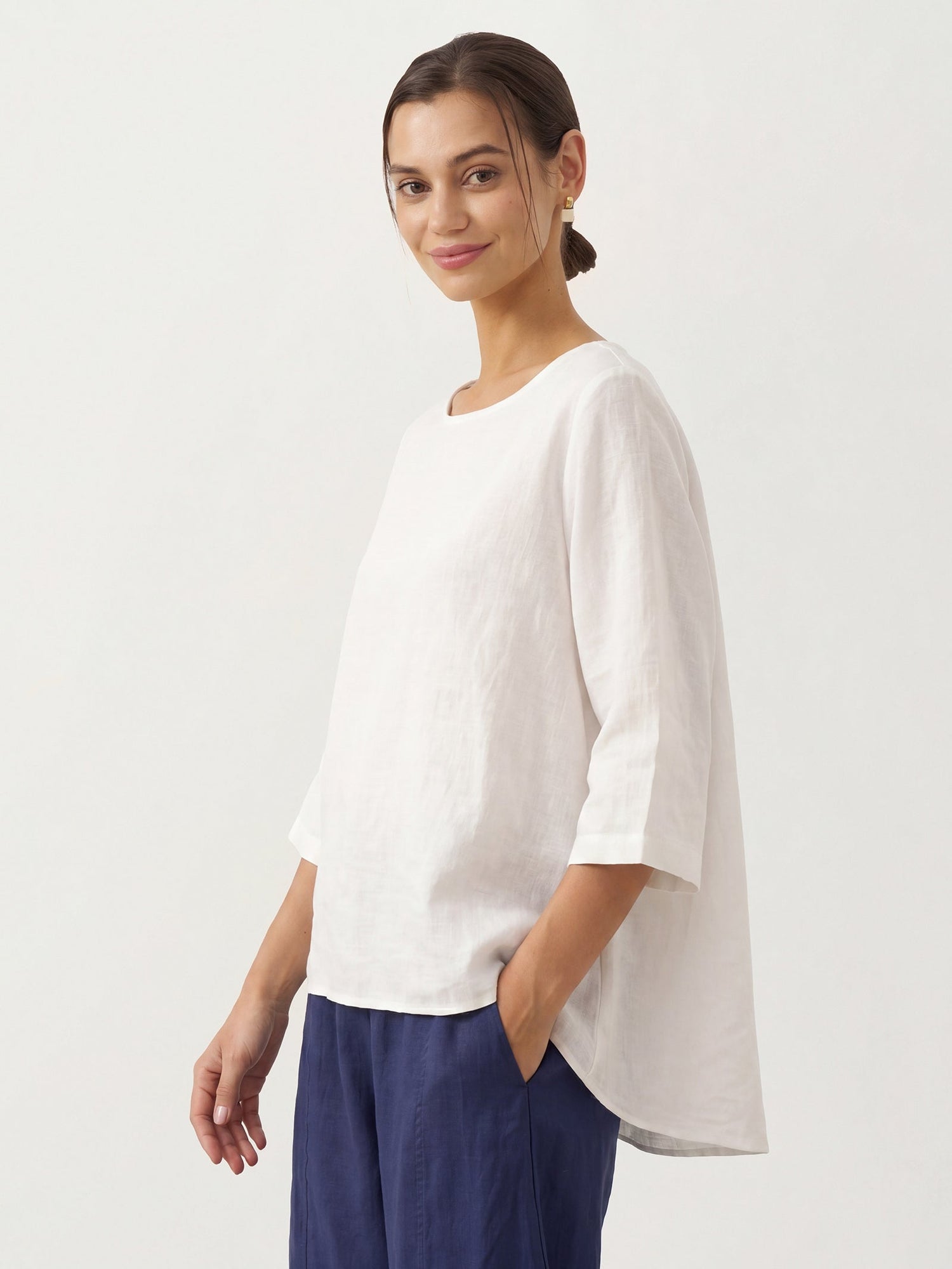 100% Linen Round Neck Asymmetrical Hem Top BRIANNA by LINTICO