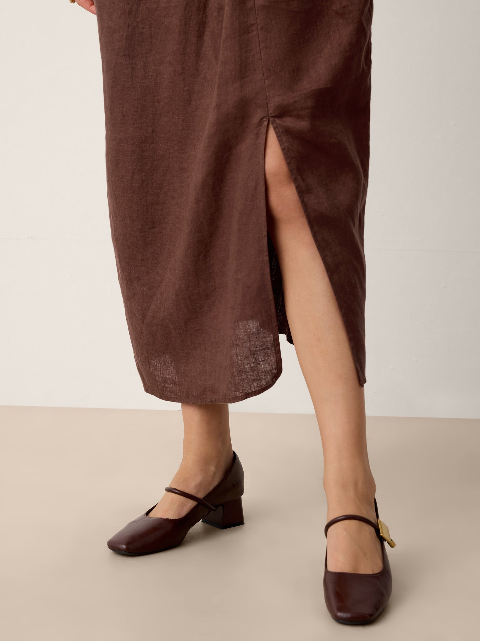 100% Linen Twist-Waist Slit Maxi Dress LYNETTE by LINTICO
