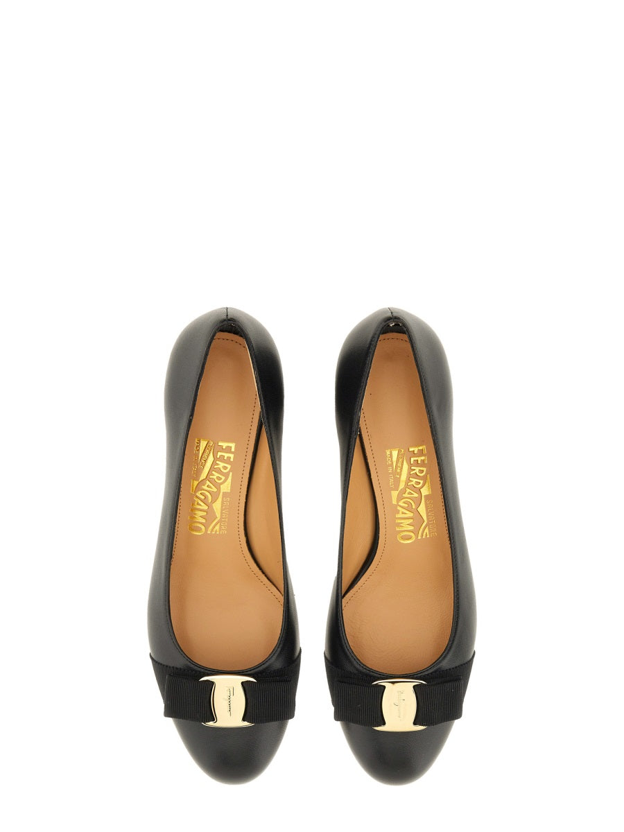 Ferragamo Women Leather "Vara" Shoe by Luosophy