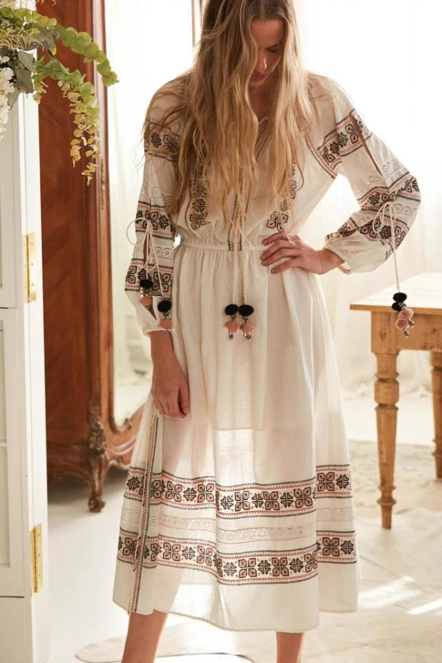 Temperament Romantic Embroidery Hollow Ball Decorative Dress by Ragazza
