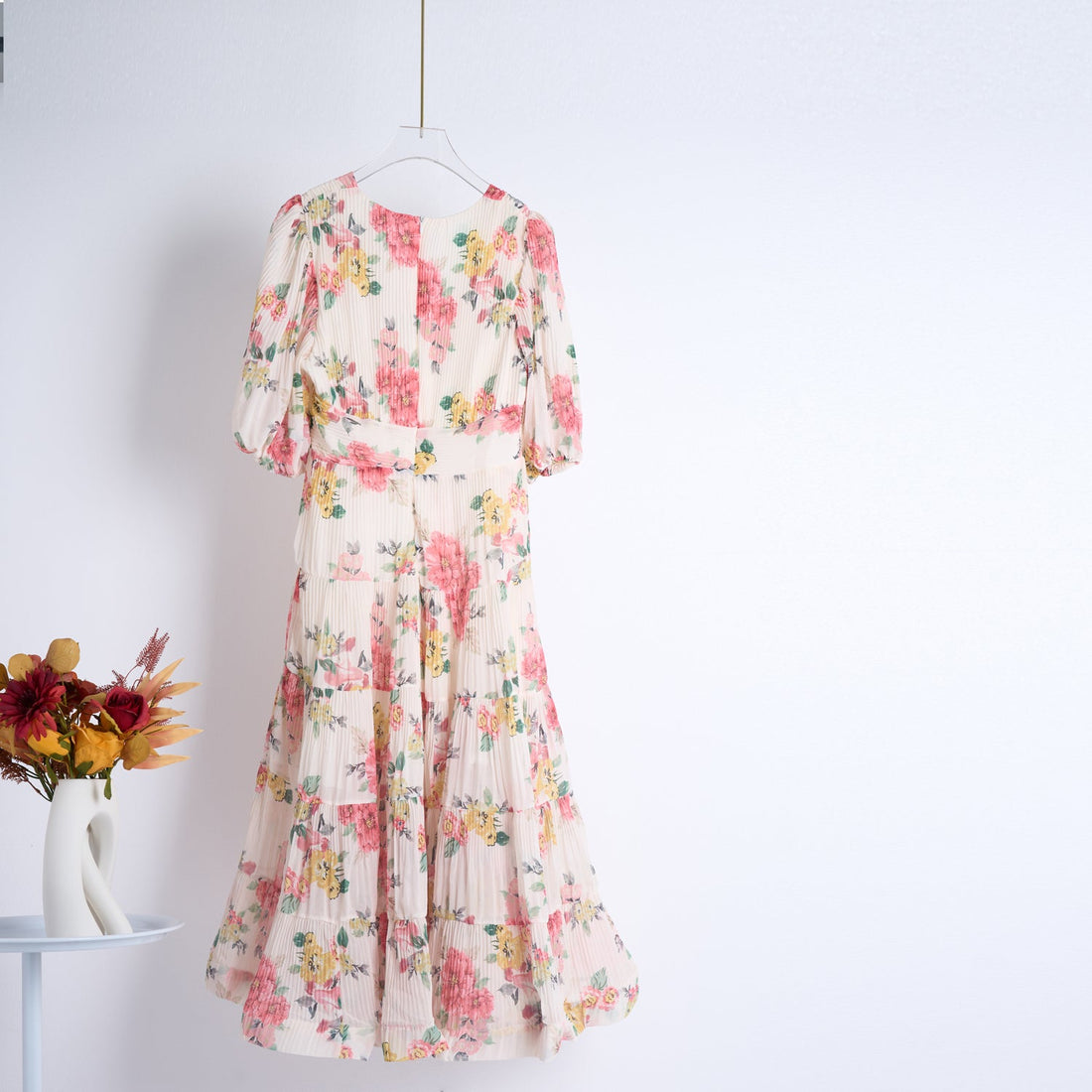 Heavy Duty Pleated Printed Oversized Swing Bubble Sleeve Dress Long Tight Waist Stitching Dress by Ragazza