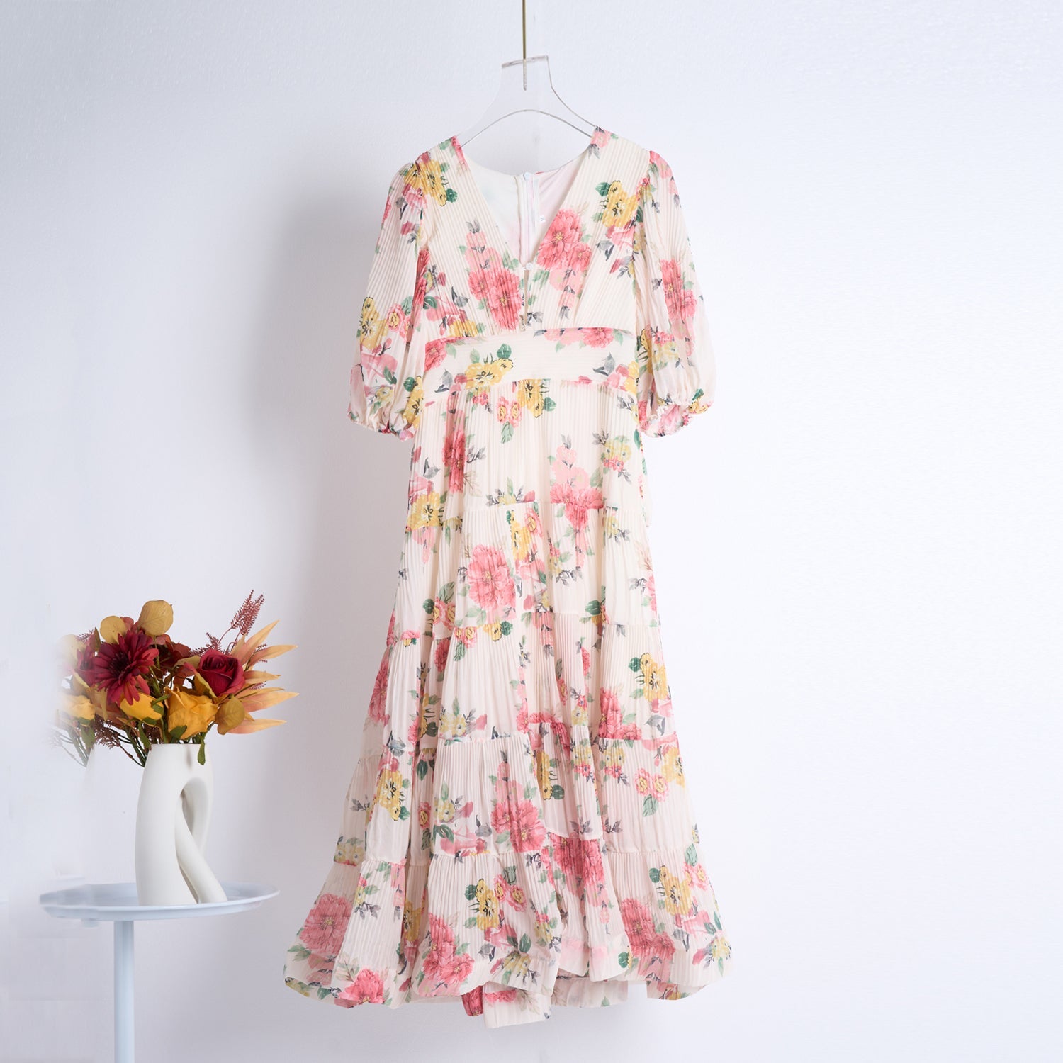 Heavy Duty Pleated Printed Oversized Swing Bubble Sleeve Dress Long Tight Waist Stitching Dress by Ragazza