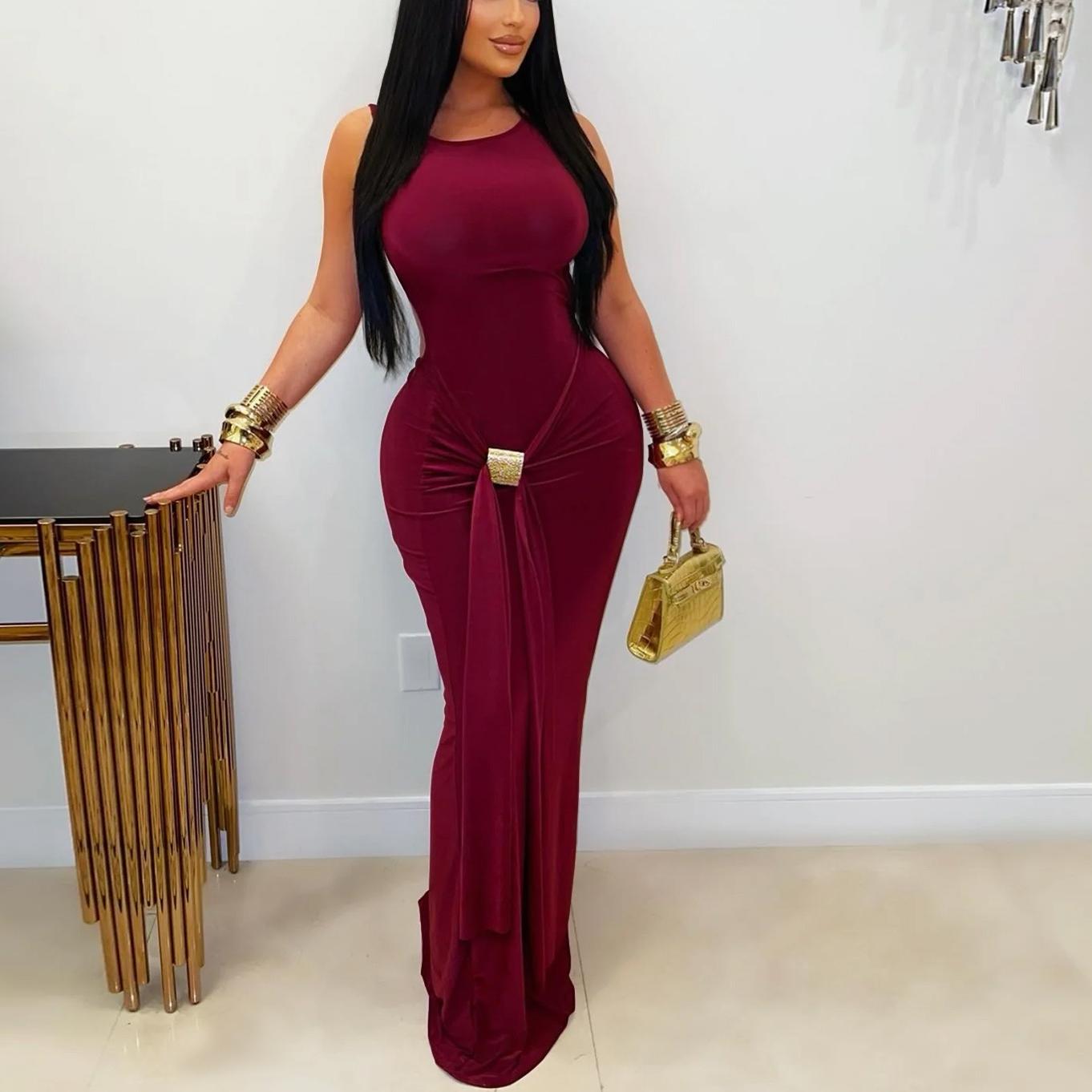 Women Wear Elegant Solid Color Slim Fit Backless Dress by Ragazza