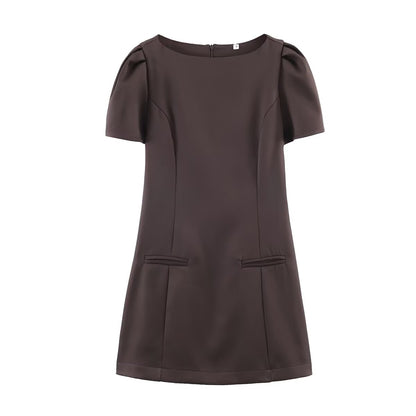 Women Casual Solid Color Two Pleated Pocket Short Sleeve Dress by Ragazza
