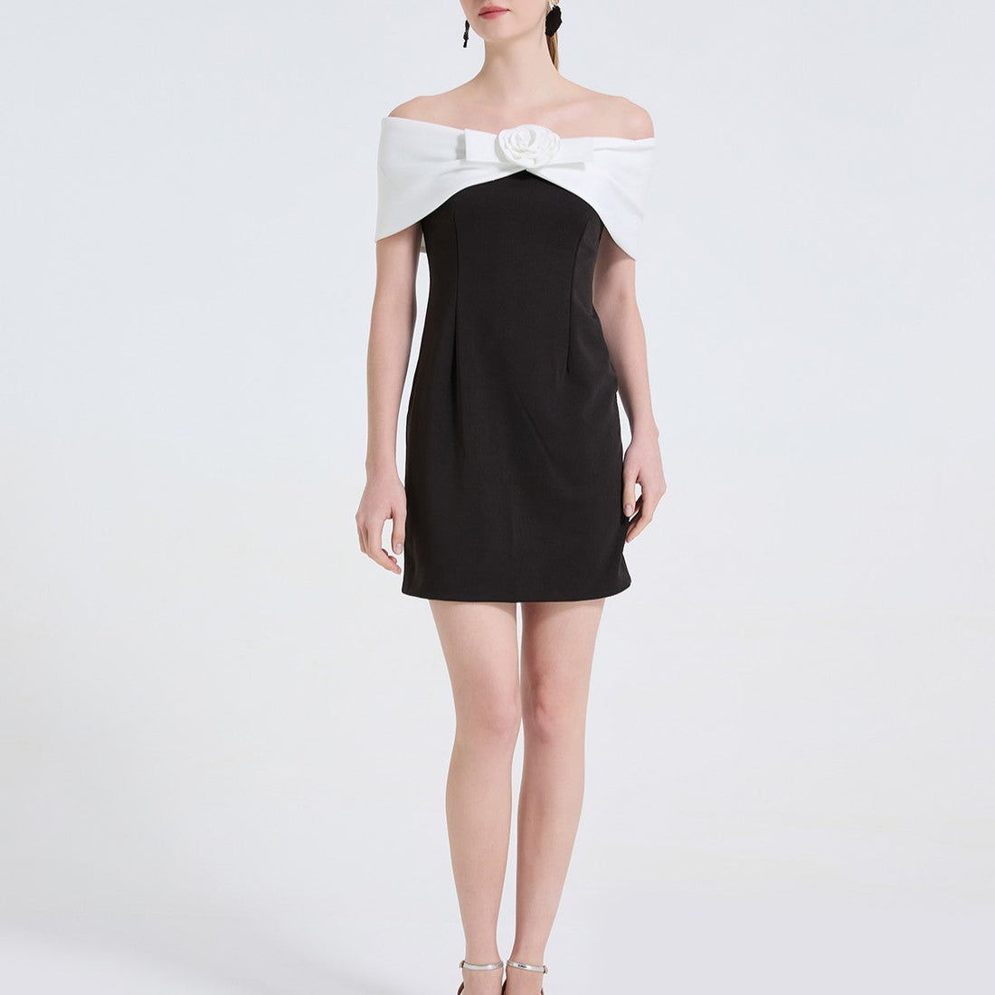 Black And White Contrast One Shoulder Dress With Three Dimensional Floral Decoration Off The Shoulder Figure Hugging And Elegant by Ragazza