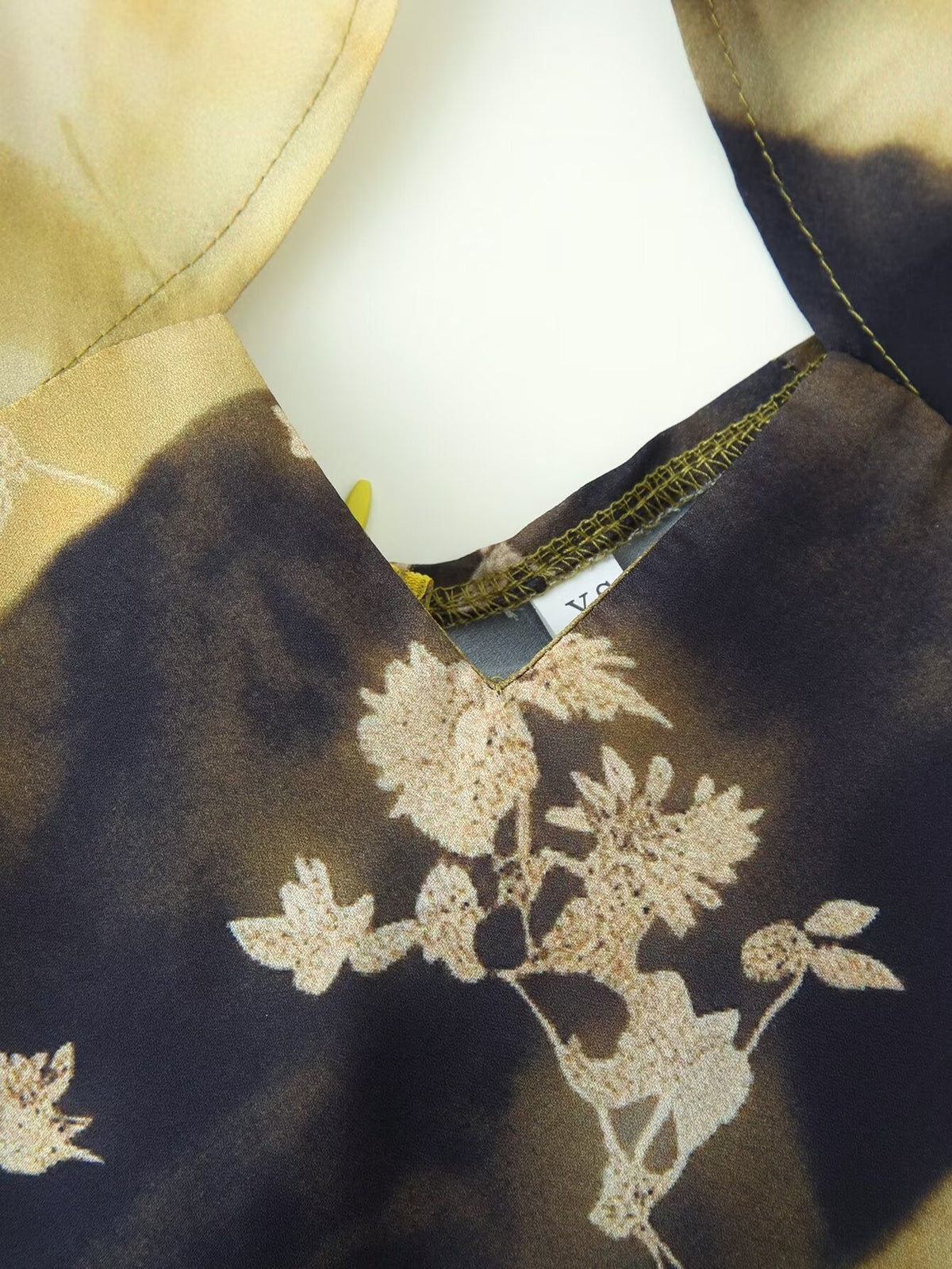 Women Elegant Slim Backless Sleeveless Printed Hanging Collar Dress  DestGlow