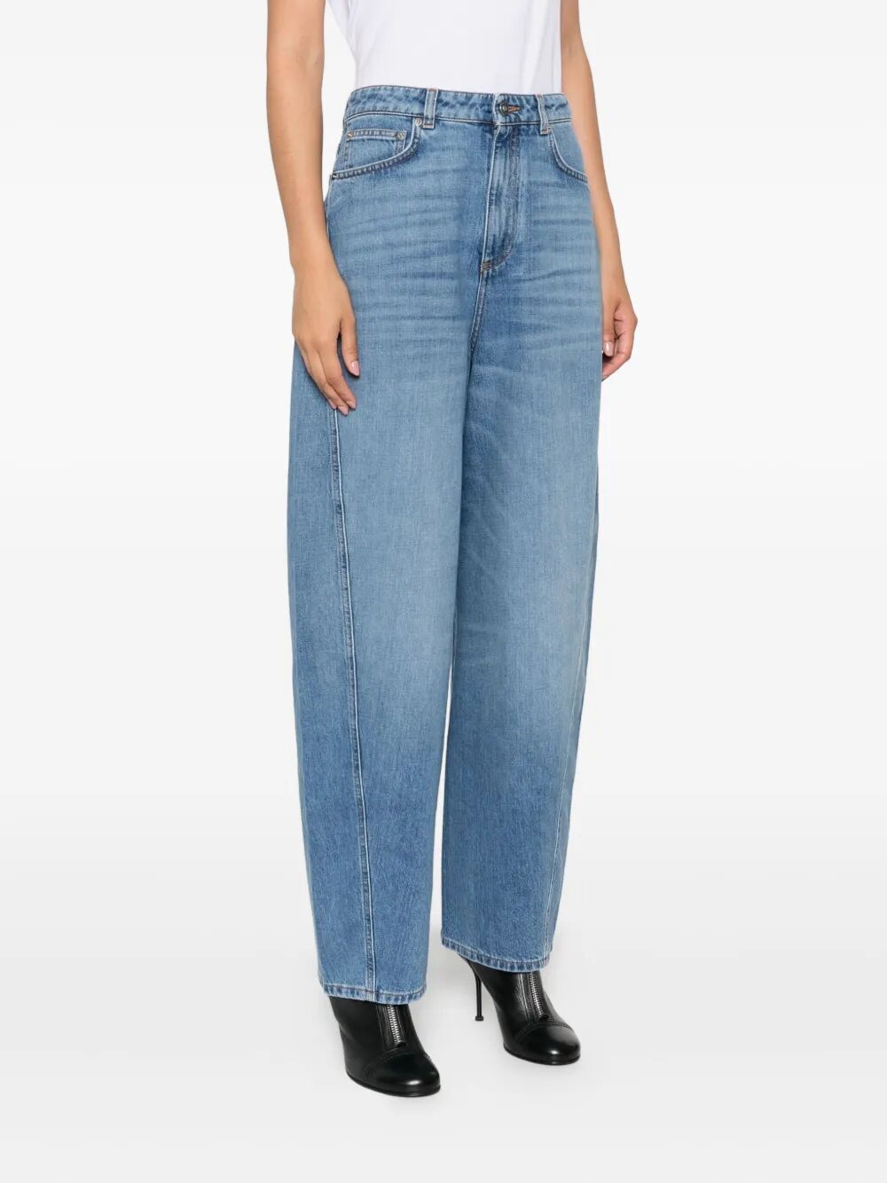 Givenchy Women Cocoon Logo-Patch Jeans by Luosophy
